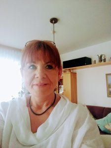 Profilbild von Claudia Rapold