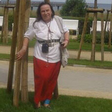 Profilbild von Emely Nakapagorn