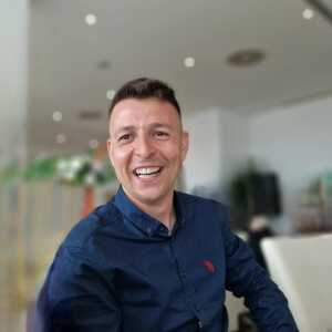 Profilbild von Harun Toy