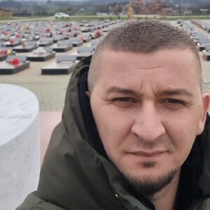 Profilbild von Hashim Sinani