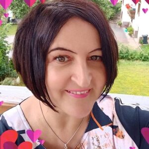 Profilbild von Julia Mayr