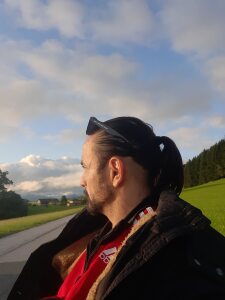 Profilbild von Mustafa Sert