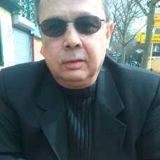 Profilbild von Robert Briza