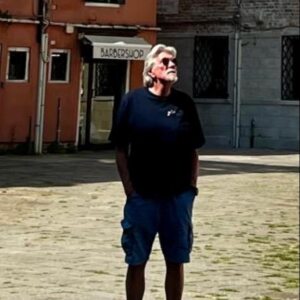 Profilbild von Robert Hoellrigl